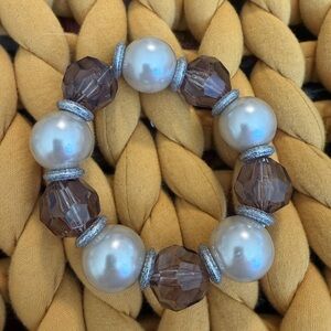 Elegant Pearl and Brown Beaded Bracelet